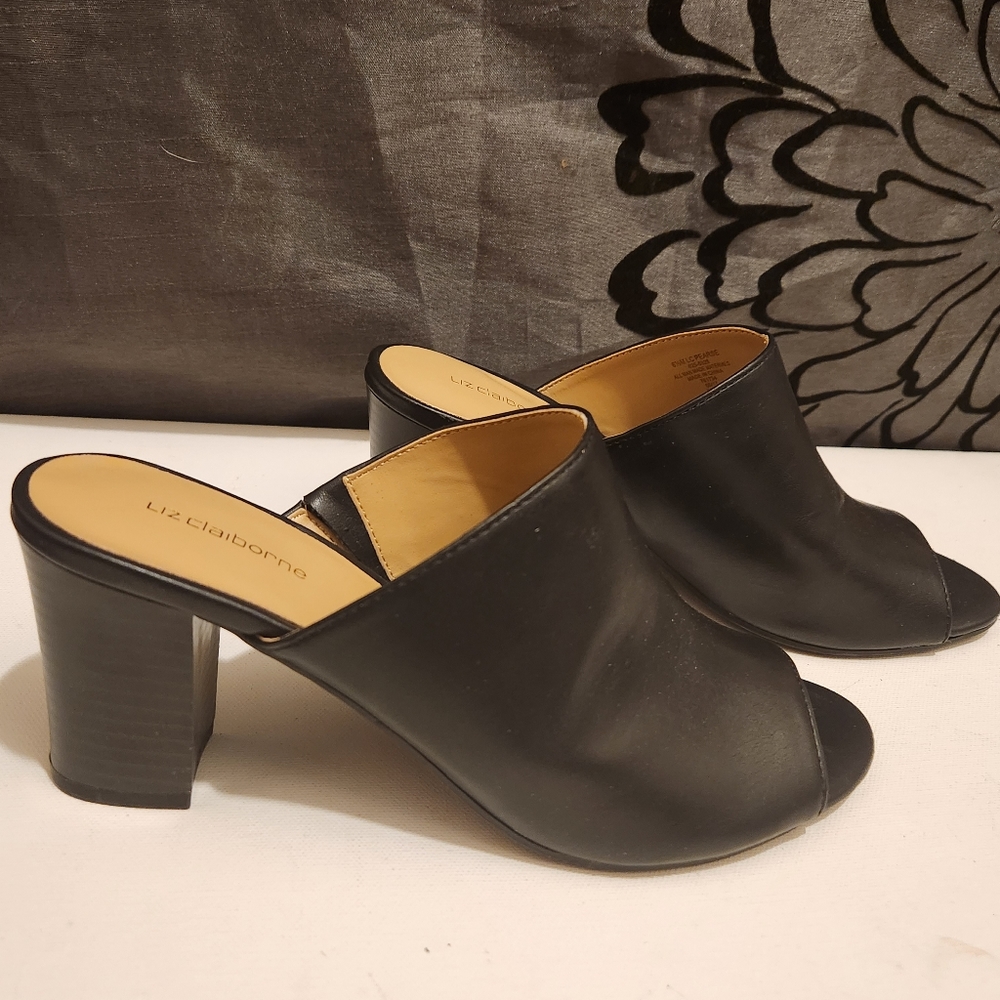 Liz Claiborne 6.5